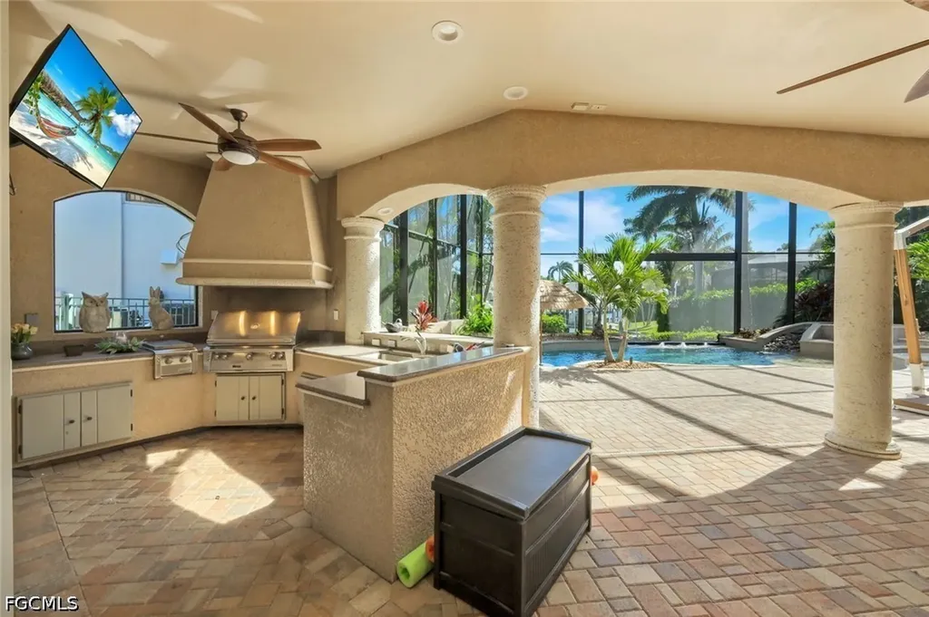 5727 Yardarm Court Cape Coral FL 33914