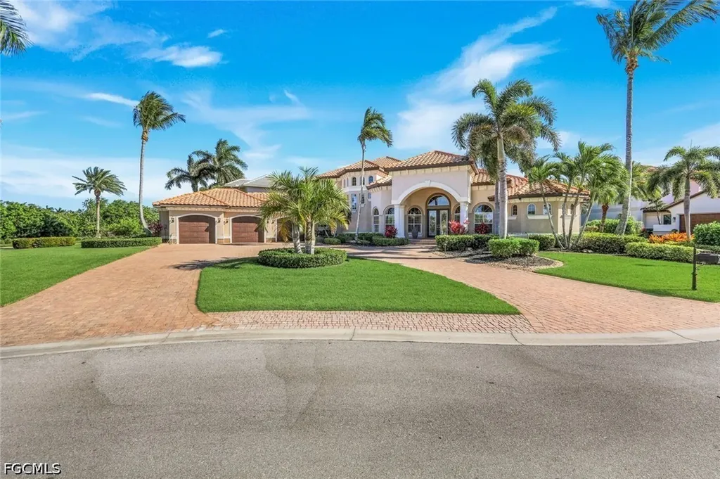 5727 Yardarm Court Cape Coral FL 33914