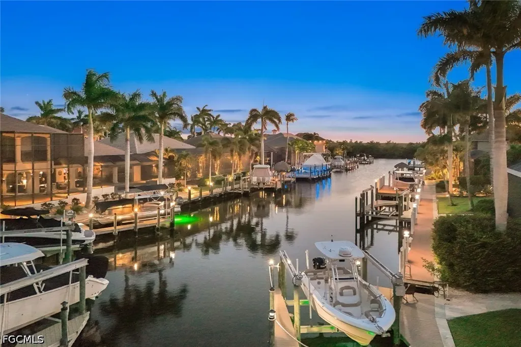 5727 Yardarm Court Cape Coral FL 33914