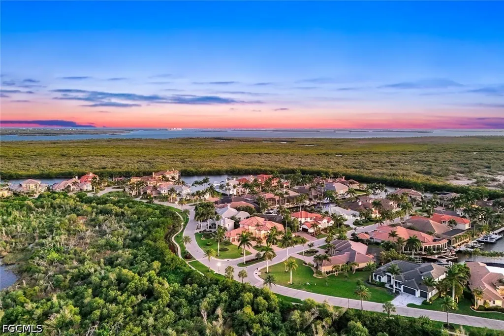 5727 Yardarm Court Cape Coral FL 33914