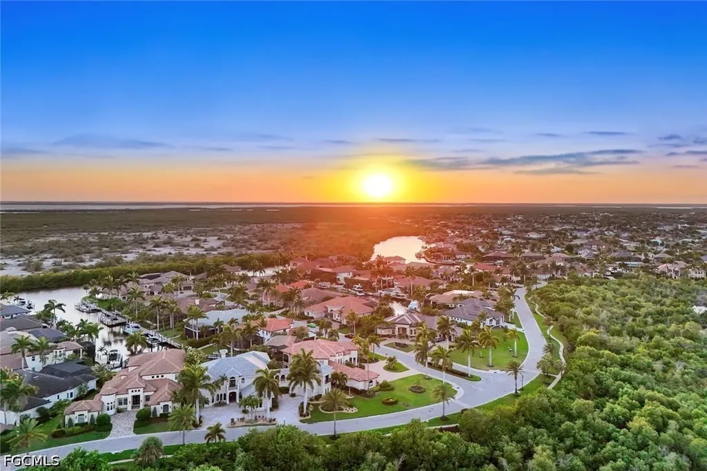 5727 Yardarm Court Cape Coral FL 33914
