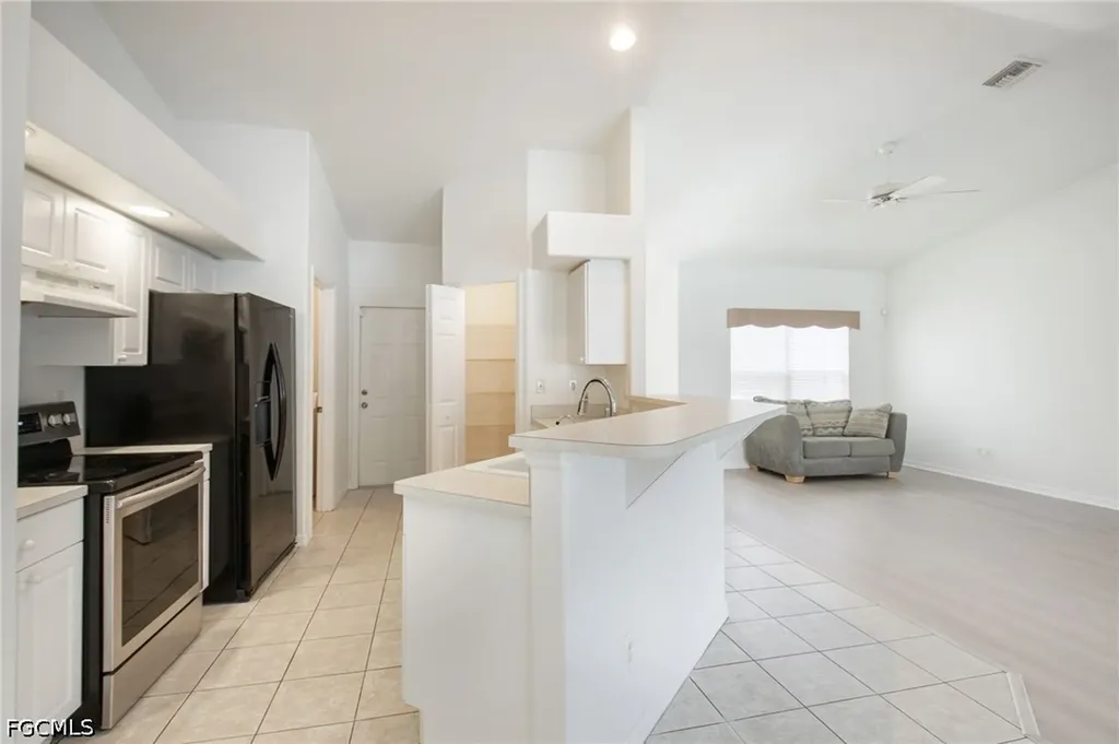 5333 SW 16th Place Cape Coral FL 33914