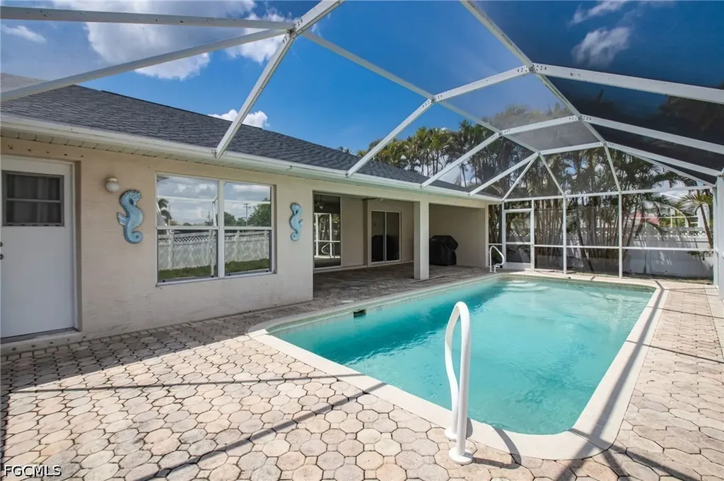 5333 SW 16th Place Cape Coral FL 33914