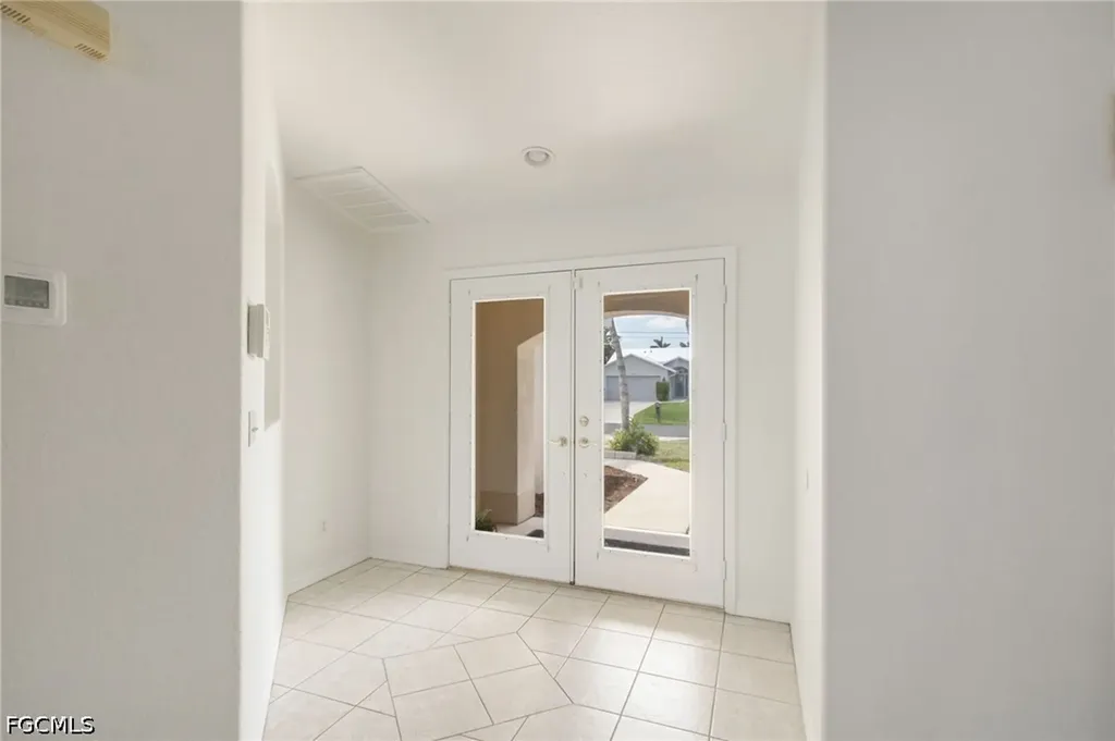 5333 SW 16th Place Cape Coral FL 33914