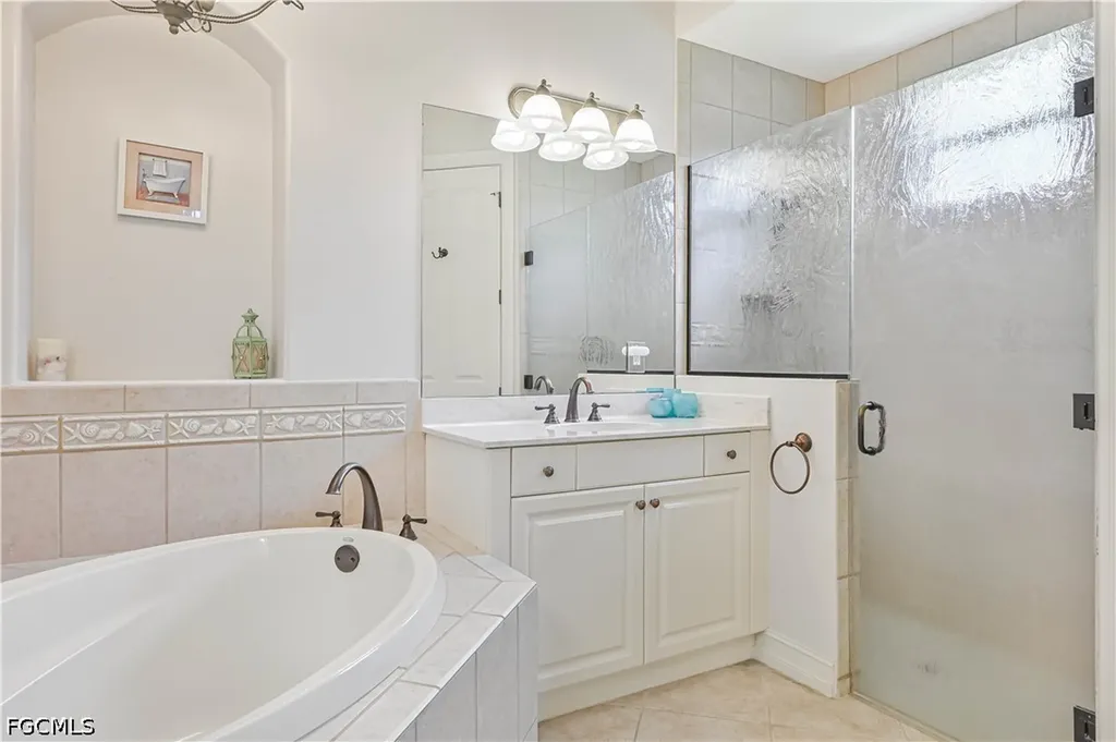 12606 Grandezza Circle Estero FL 33928