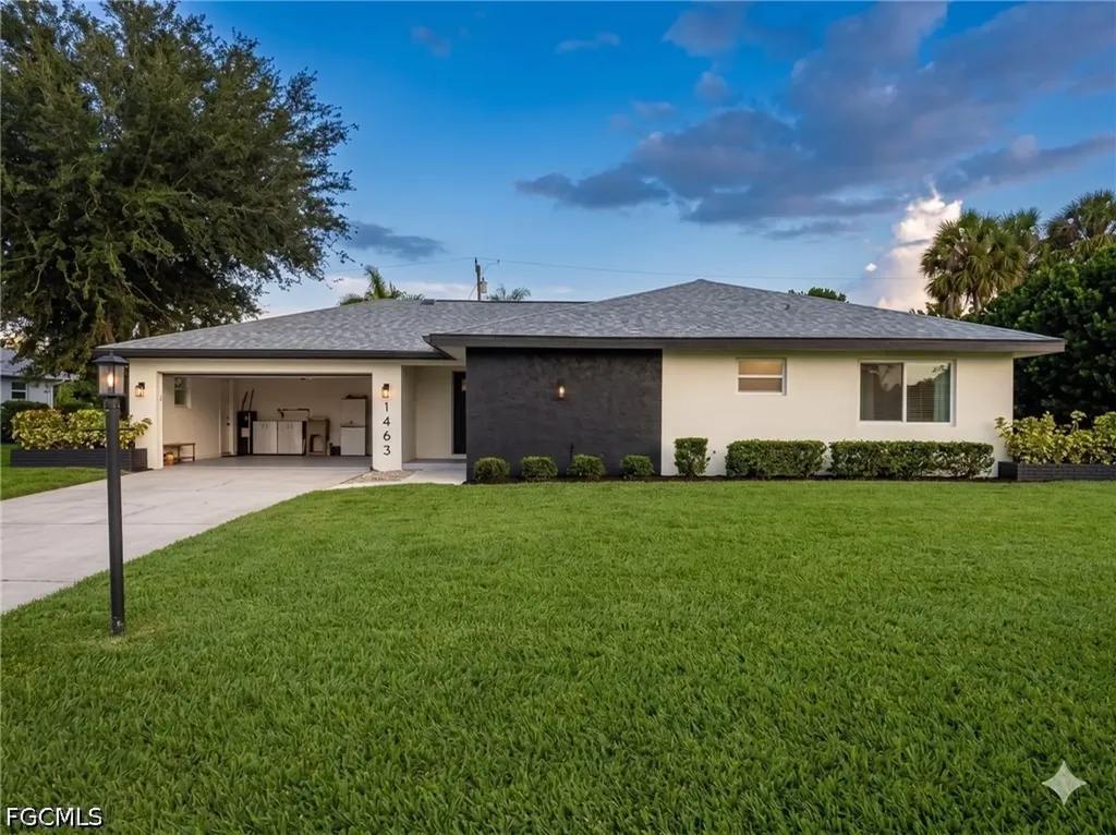 1463 Tanglewood Parkway Fort Myers FL 33919