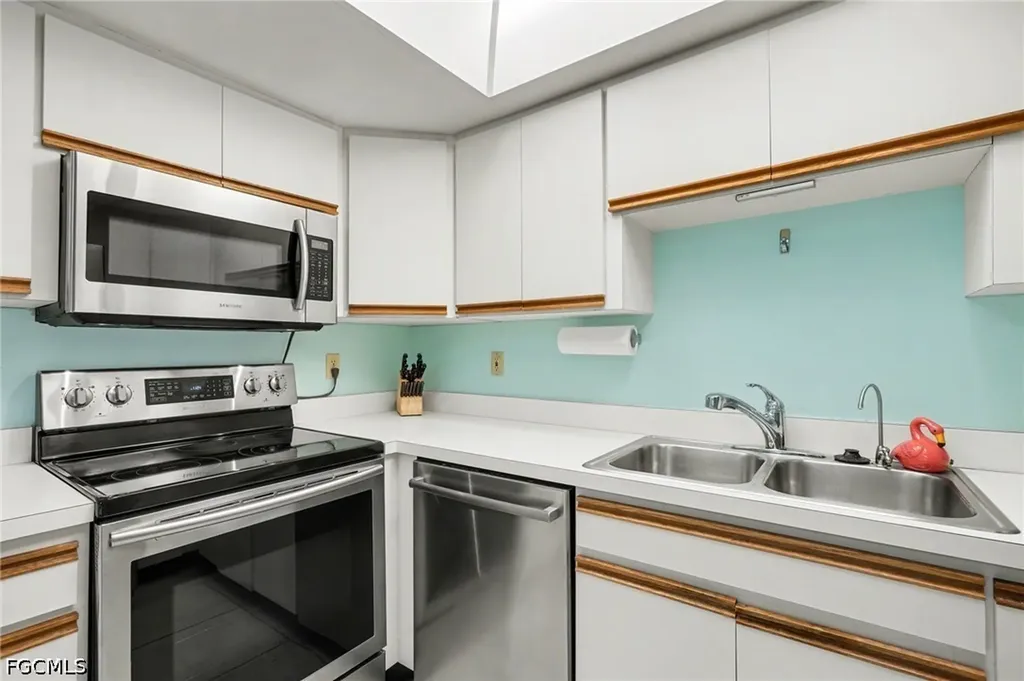 13204 Broadhurst Loop Fort Myers FL 33919