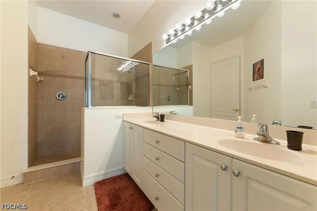6011 Jonathans Bay Circle Fort Myers FL 33908