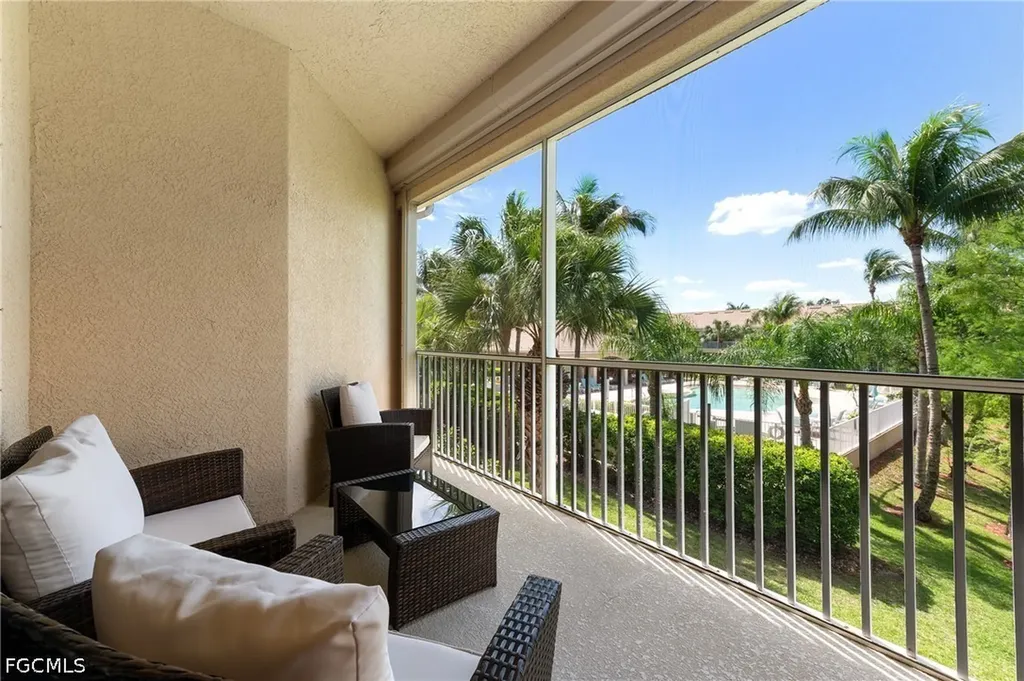 6011 Jonathans Bay Circle Fort Myers FL 33908