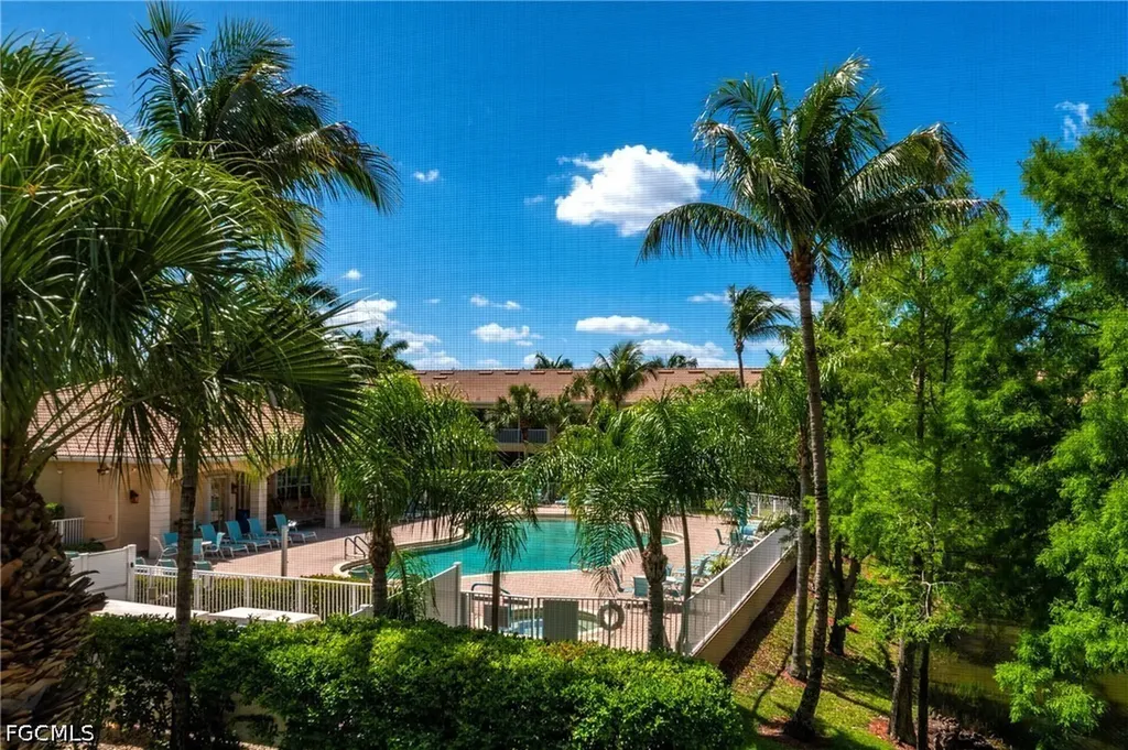 6011 Jonathans Bay Circle Fort Myers FL 33908