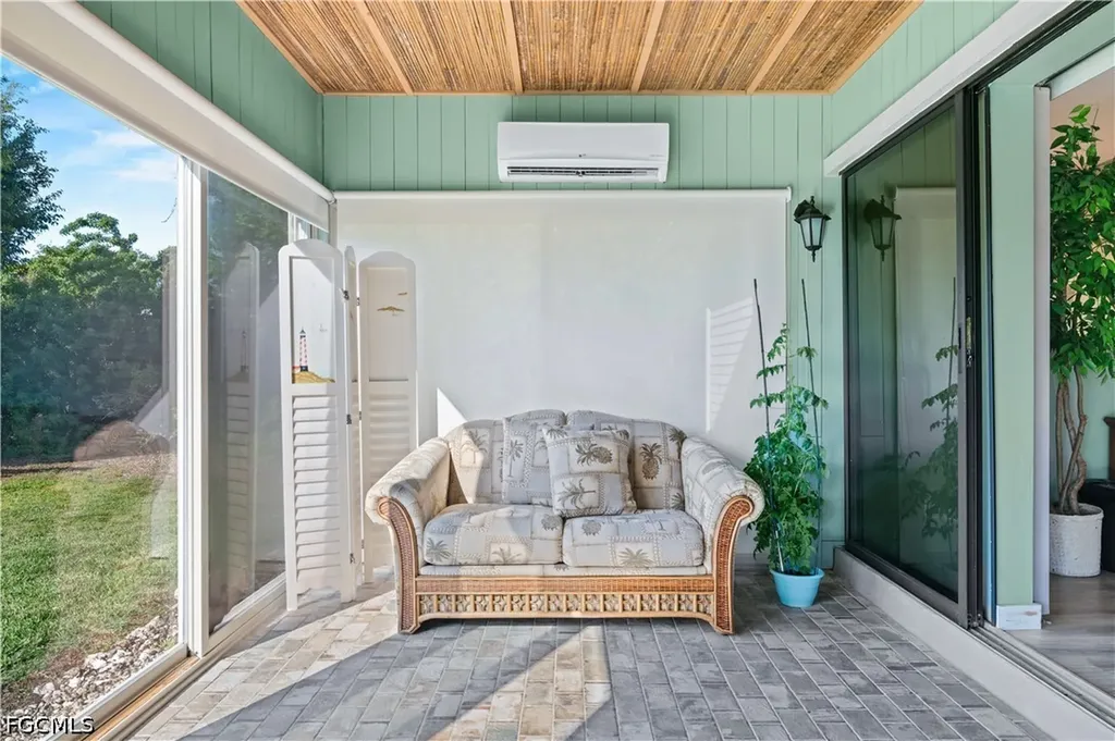 4539 Pine Village Court St. James City FL 33956