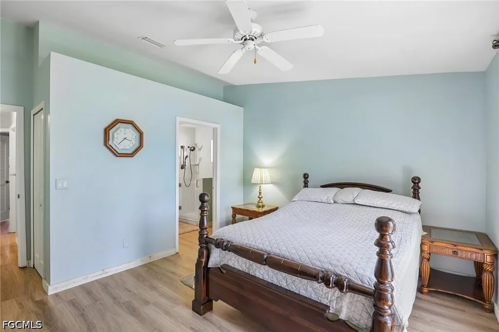 4539 Pine Village Court St. James City FL 33956