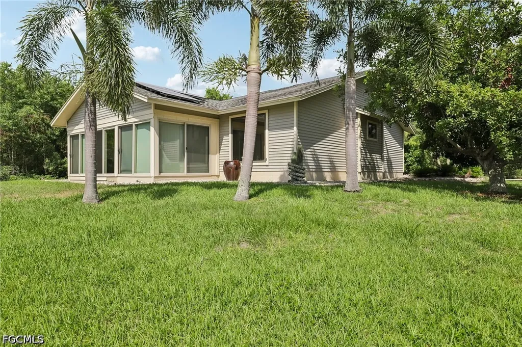 4539 Pine Village Court St. James City FL 33956