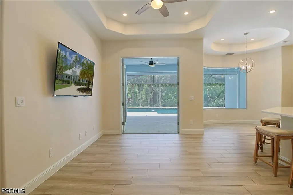 421 35th Avenue NE Naples FL 34120