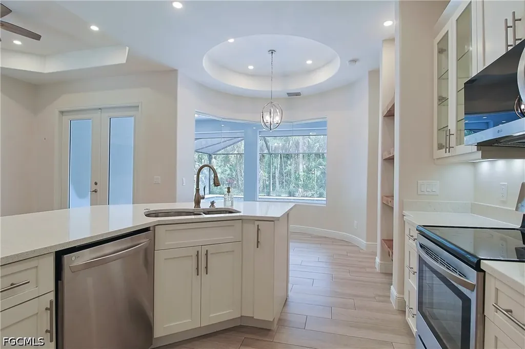 421 35th Avenue NE Naples FL 34120