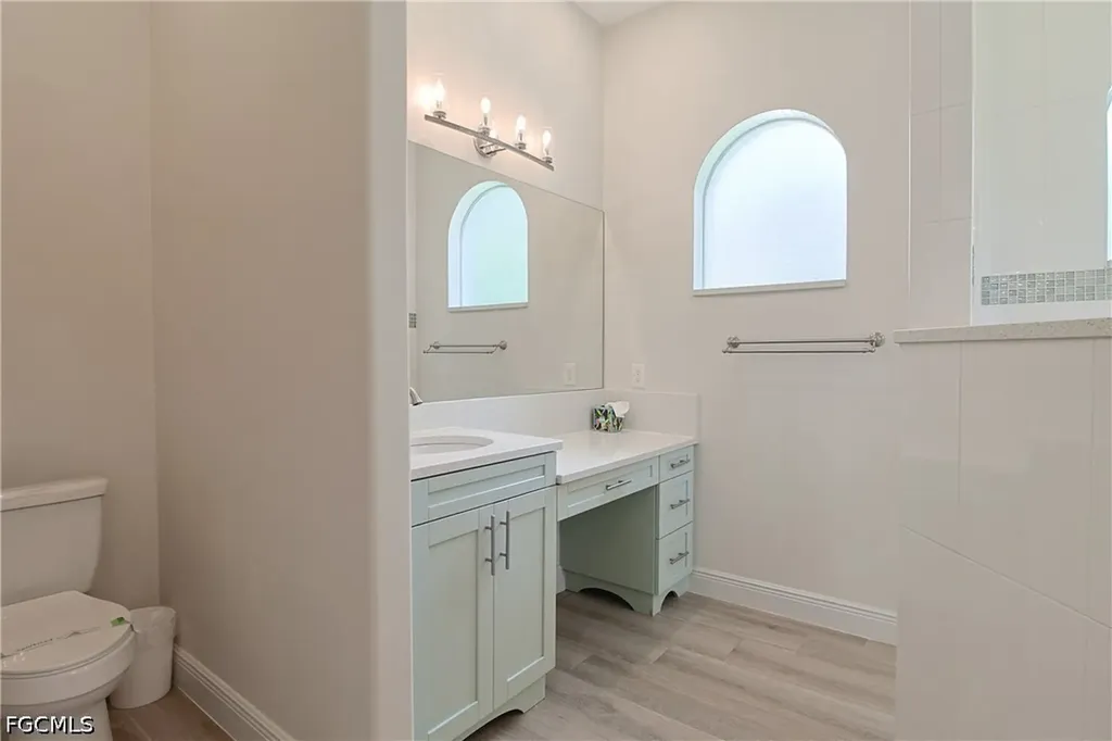 421 35th Avenue NE Naples FL 34120