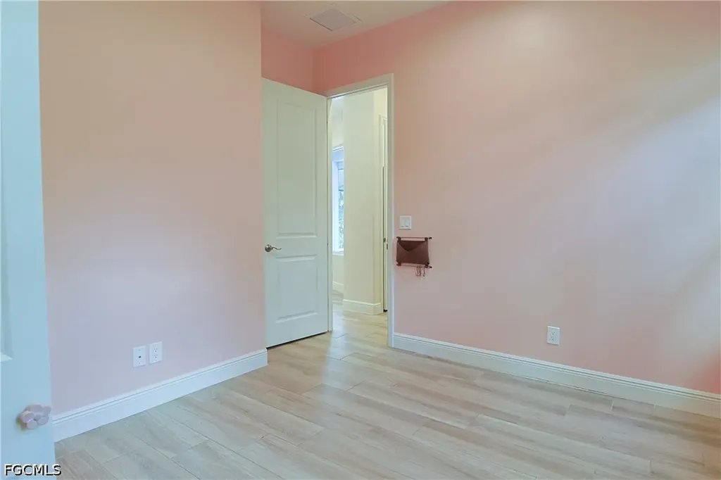 421 35th Avenue NE Naples FL 34120