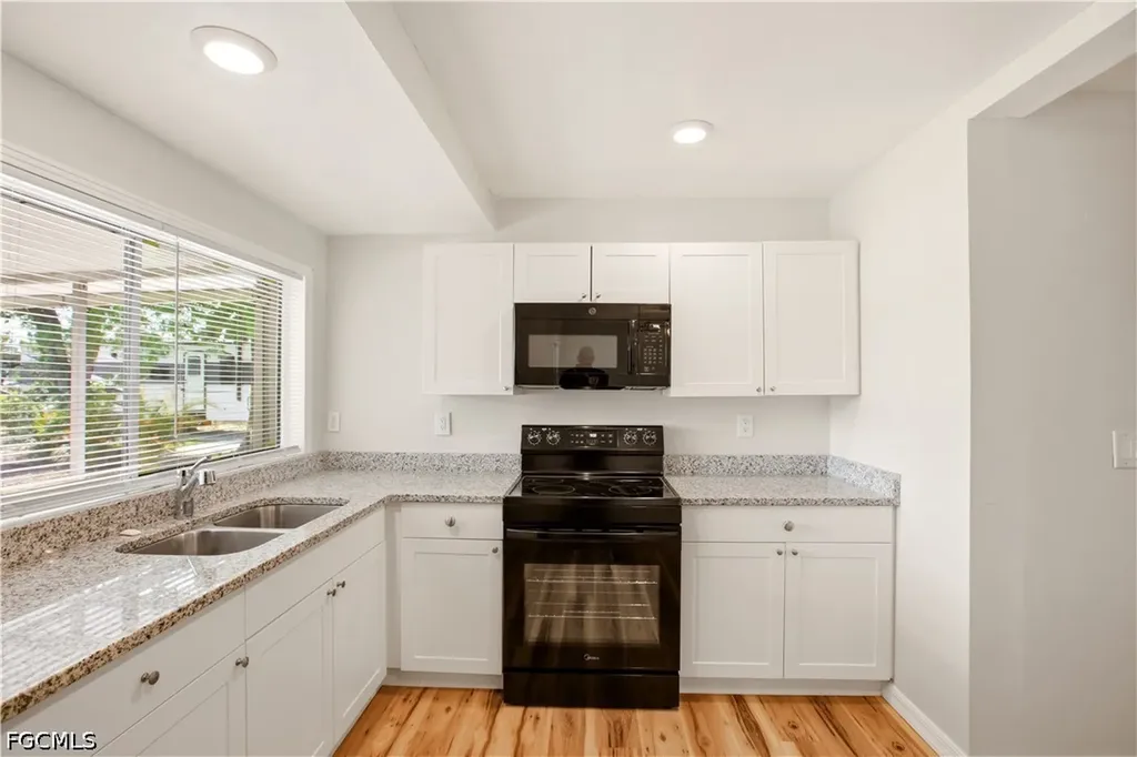 1640 Daniels Drive North Fort Myers FL 33917
