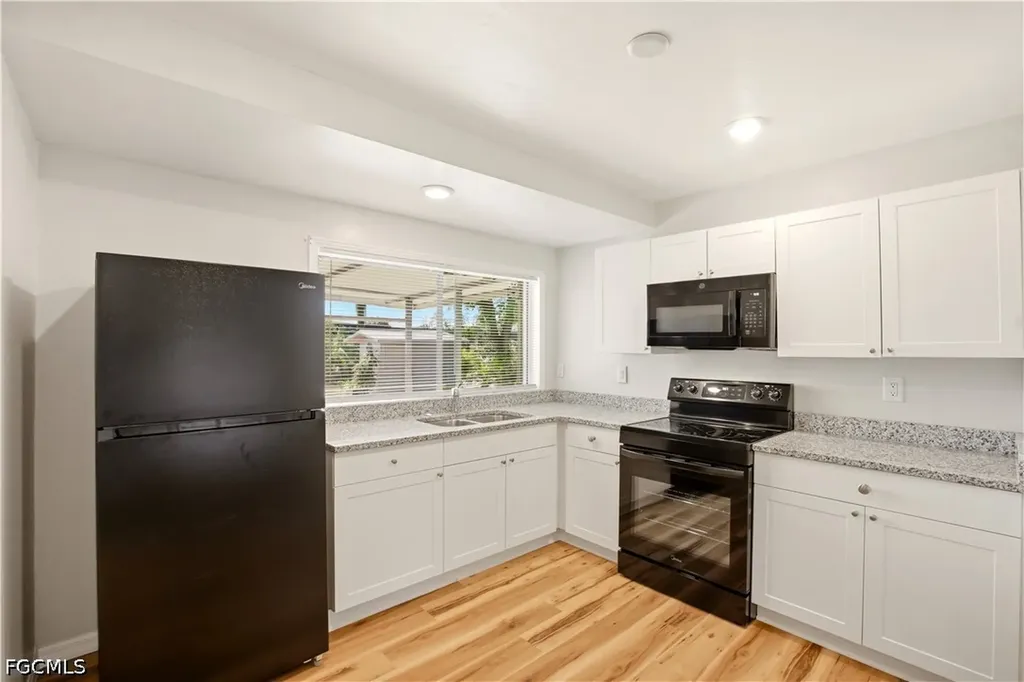 1640 Daniels Drive North Fort Myers FL 33917