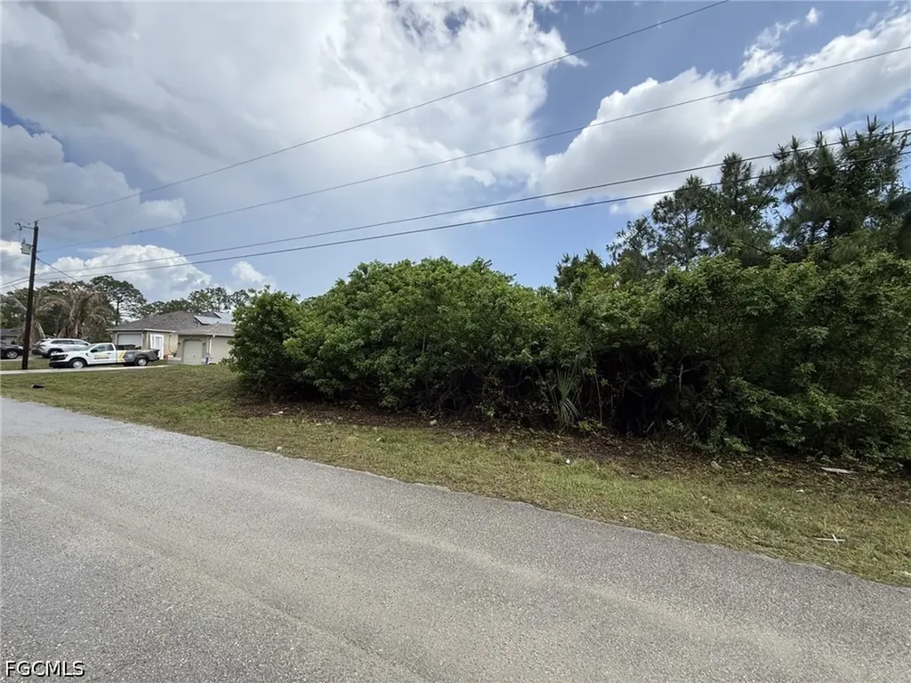 3305 23 Street W Lehigh Acres FL 33971