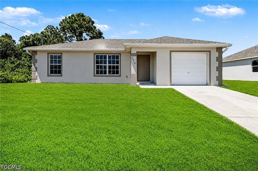 2616 14th Street SW Lehigh Acres FL 33976
