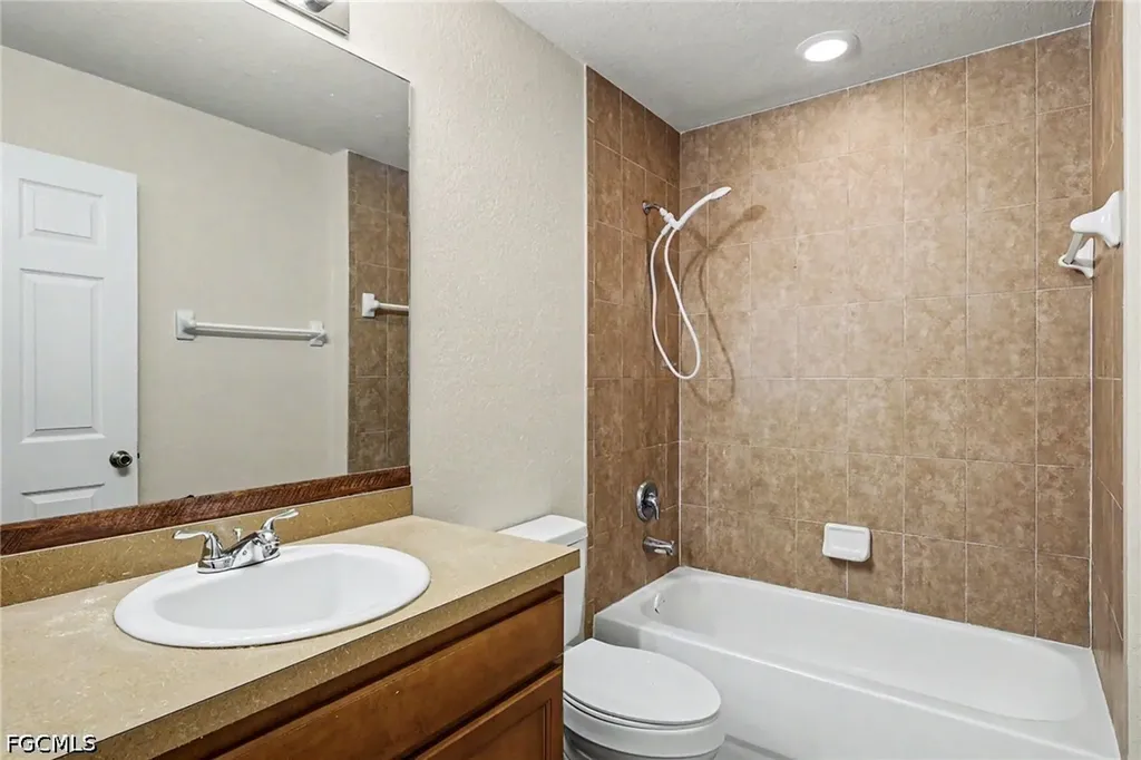 2616 14th Street SW Lehigh Acres FL 33976