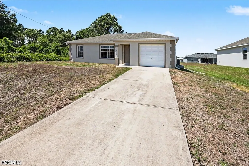 2616 14th Street SW Lehigh Acres FL 33976