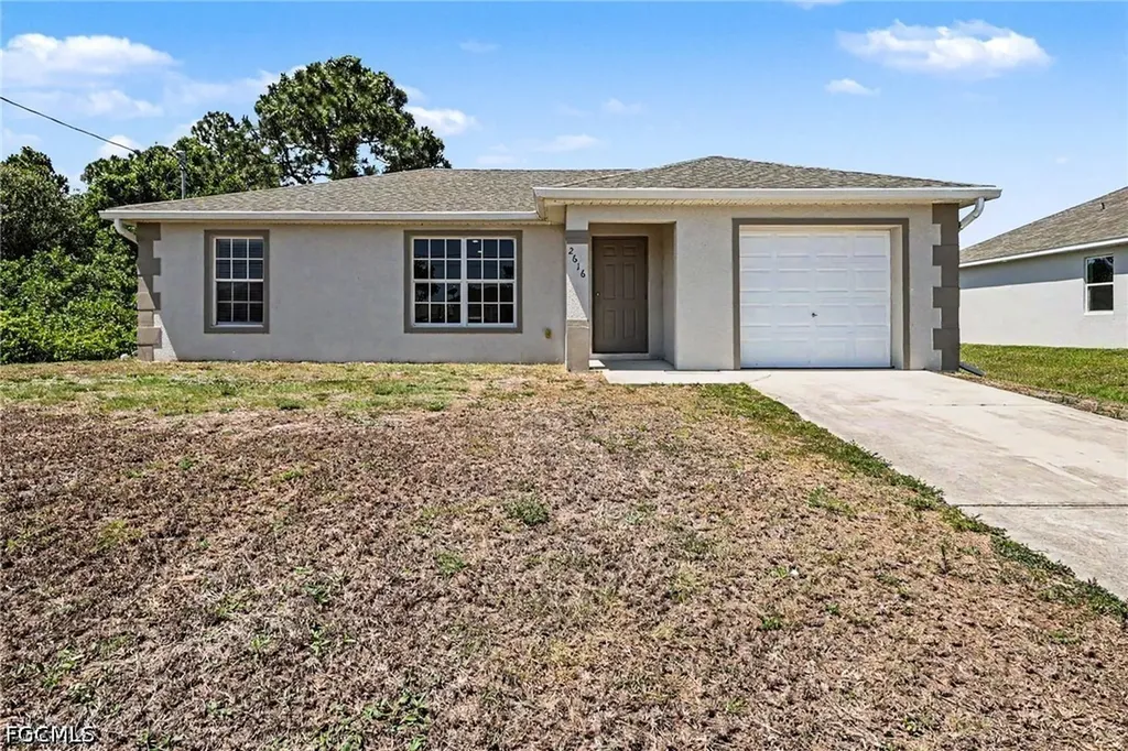 2616 14th Street SW Lehigh Acres FL 33976