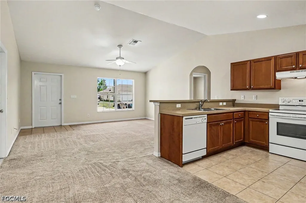 2616 14th Street SW Lehigh Acres FL 33976