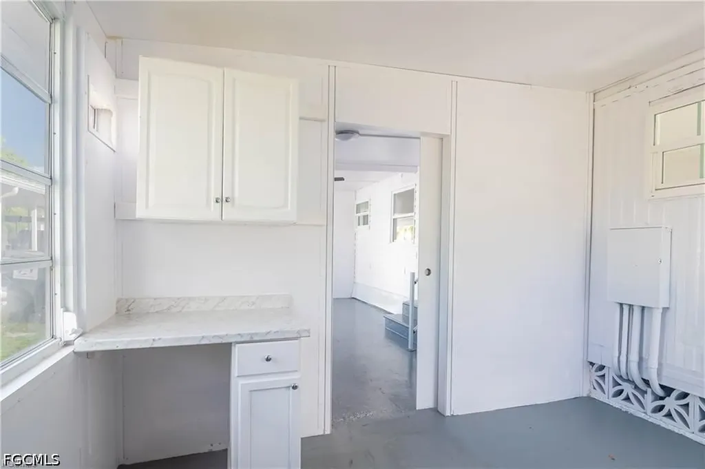 19 Garden Drive Fort Myers FL 33908