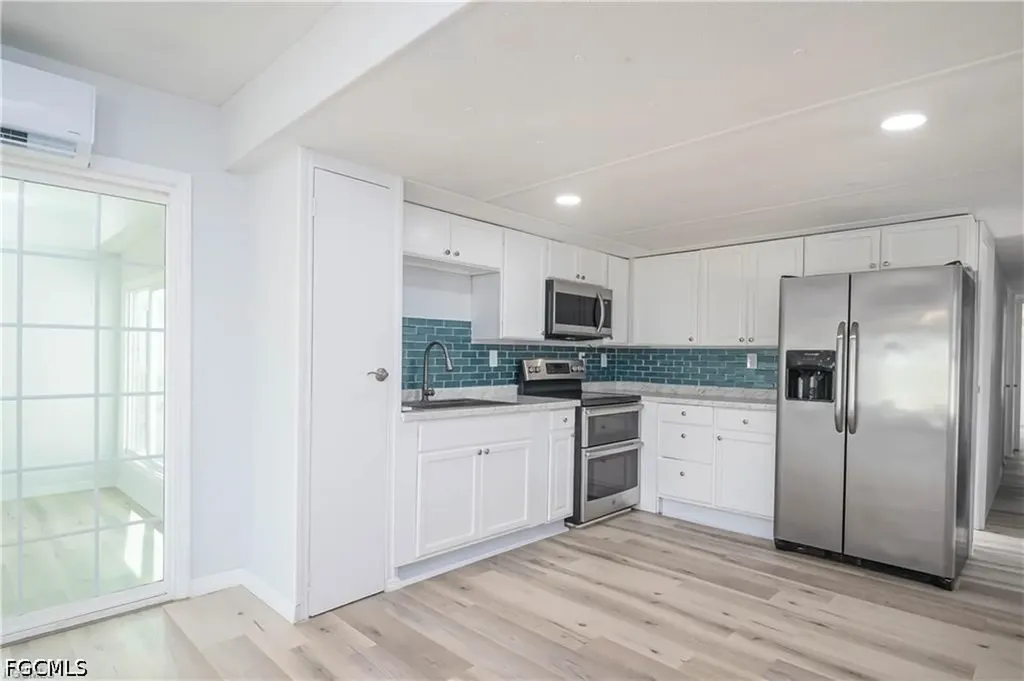 19 Garden Drive Fort Myers FL 33908