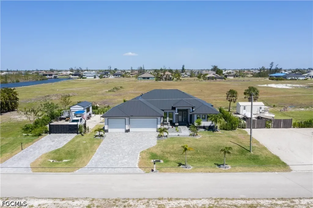 1715 NW 42nd Place Cape Coral FL 33993