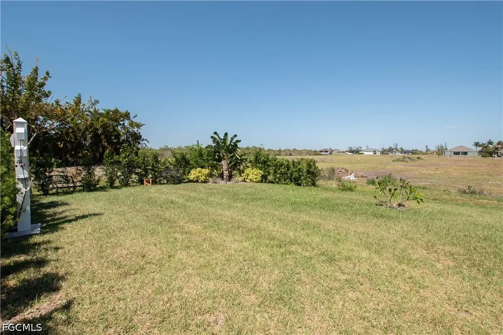 1715 NW 42nd Place Cape Coral FL 33993