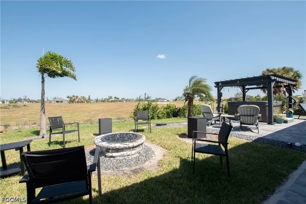 1715 NW 42nd Place Cape Coral FL 33993