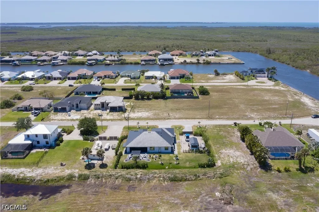 1715 NW 42nd Place Cape Coral FL 33993