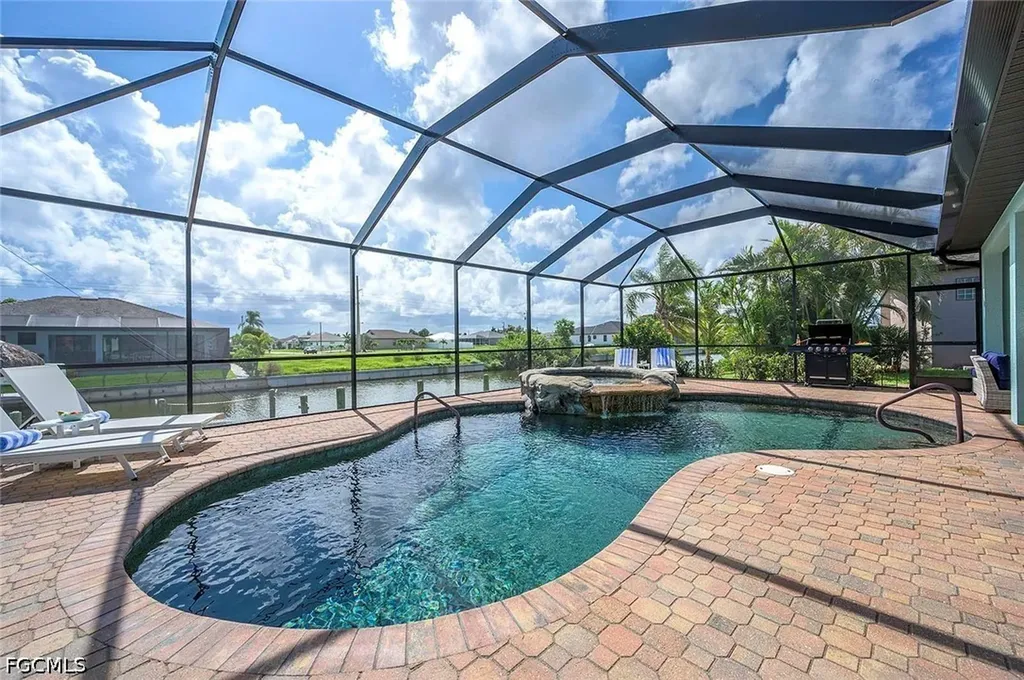 2607 SW 21st Avenue Cape Coral FL 33914