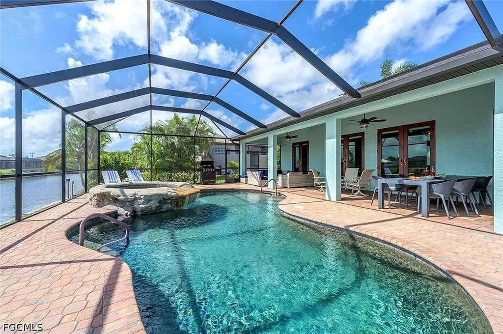 2607 SW 21st Avenue Cape Coral FL 33914