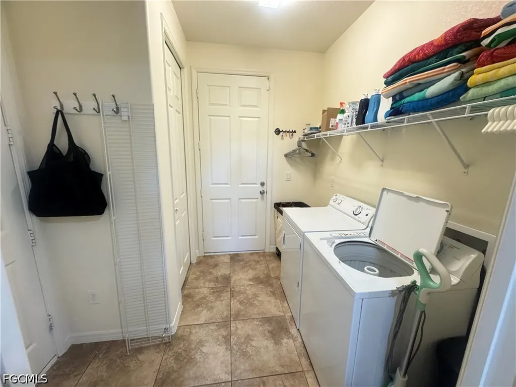 11907 Nalda Street Fort Myers FL 33912