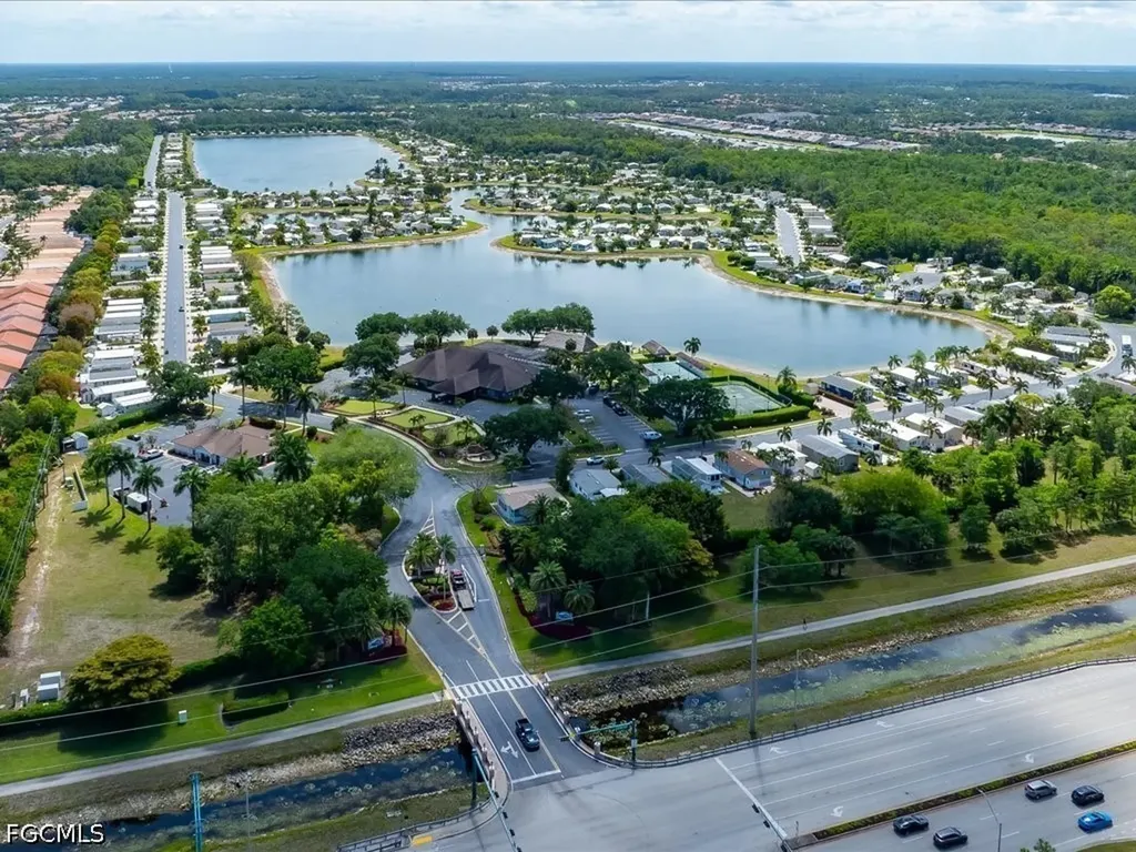 1022 Crystal Lake Drive Naples FL 34120