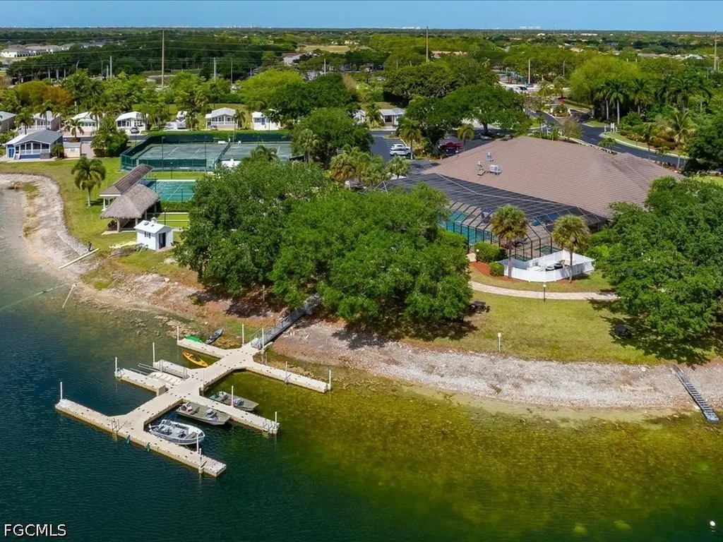 1022 Crystal Lake Drive Naples FL 34120