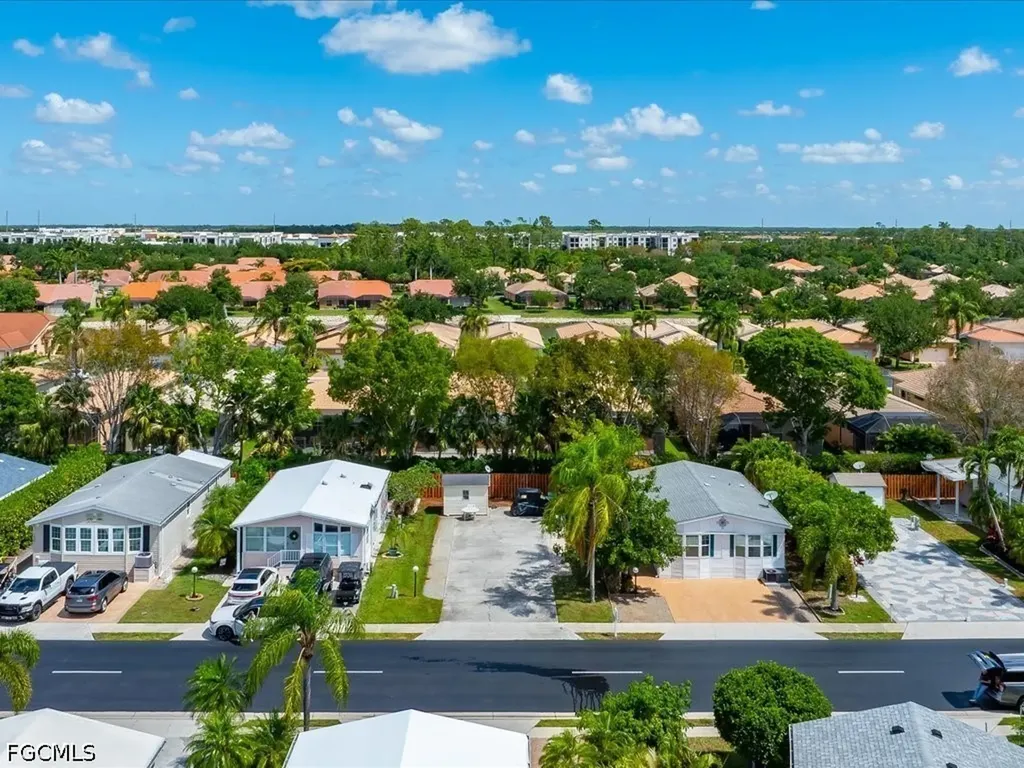 1022 Crystal Lake Drive Naples FL 34120