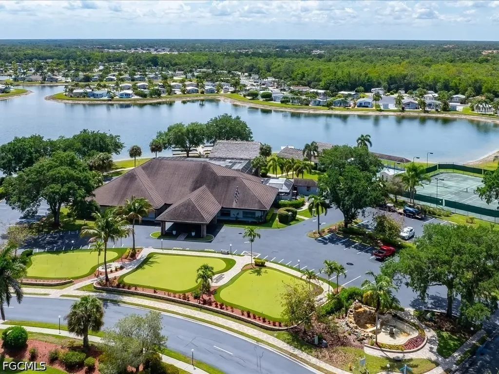 1022 Crystal Lake Drive Naples FL 34120