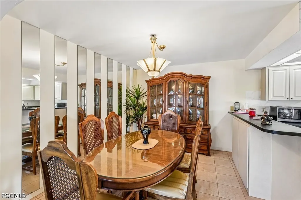 5510 SW 4th Place Cape Coral FL 33914