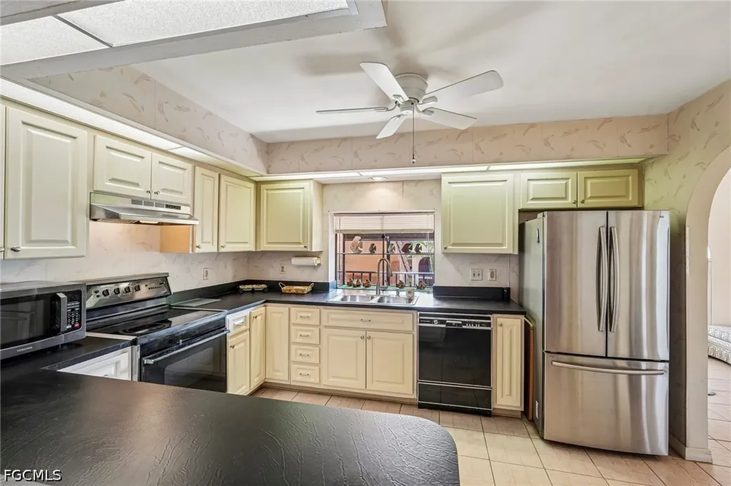 5510 SW 4th Place Cape Coral FL 33914