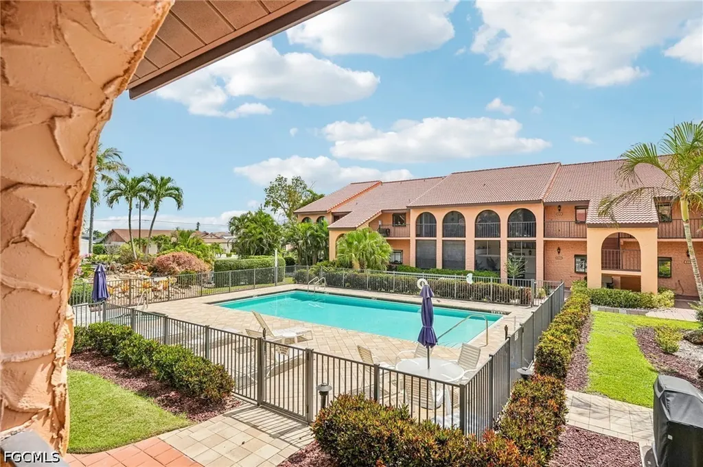 5510 SW 4th Place Cape Coral FL 33914