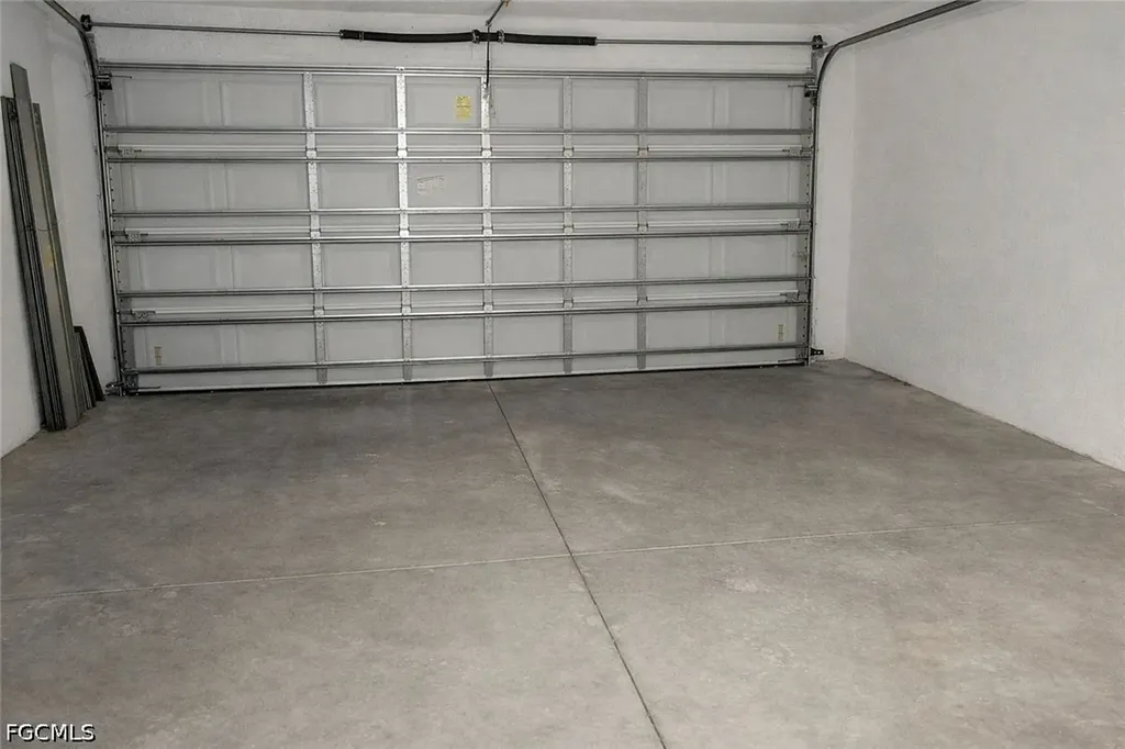 2600 NW 4th Avenue Cape Coral FL 33993