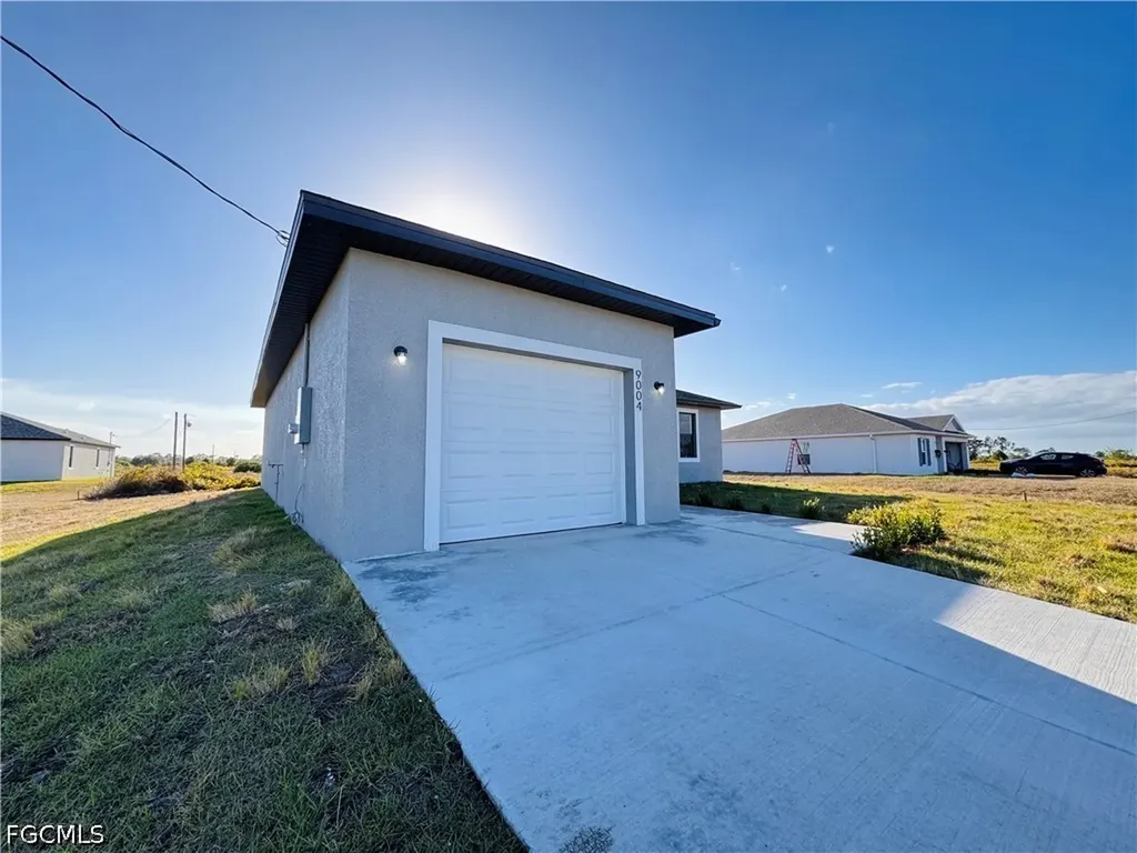 9004 W Justice Circle Labelle FL 33935