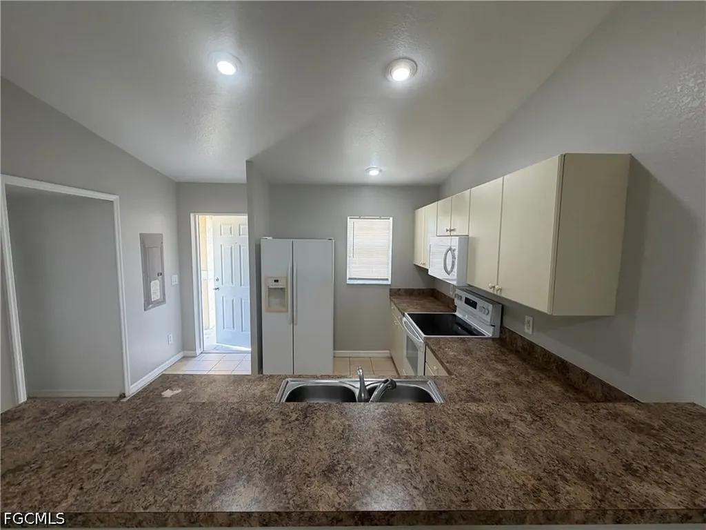 4535 26th Street SW Lehigh Acres FL 33973