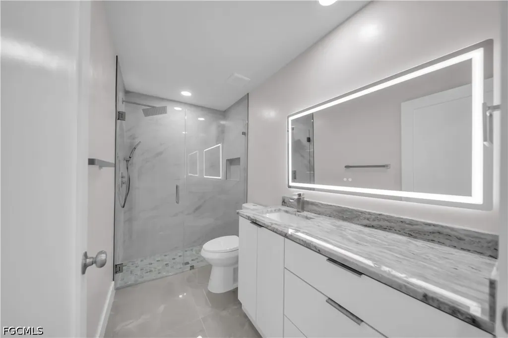 526 Kismet Parkway W Cape Coral FL 33993