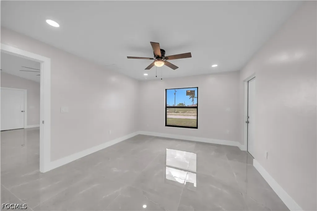 526 Kismet Parkway W Cape Coral FL 33993